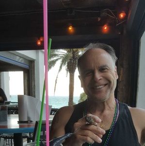 Meet your Posher, Bill